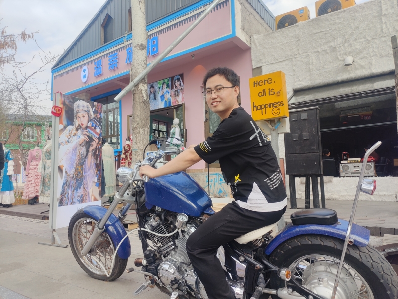 栉风的第一张照片--茂名相亲服务中心