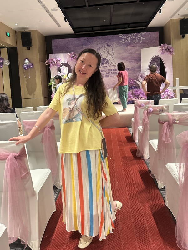 stella的第一张照片--茂名相亲服务中心