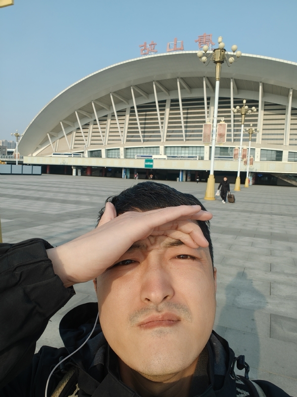 人有再风华的第三张照片--茂名相亲服务中心