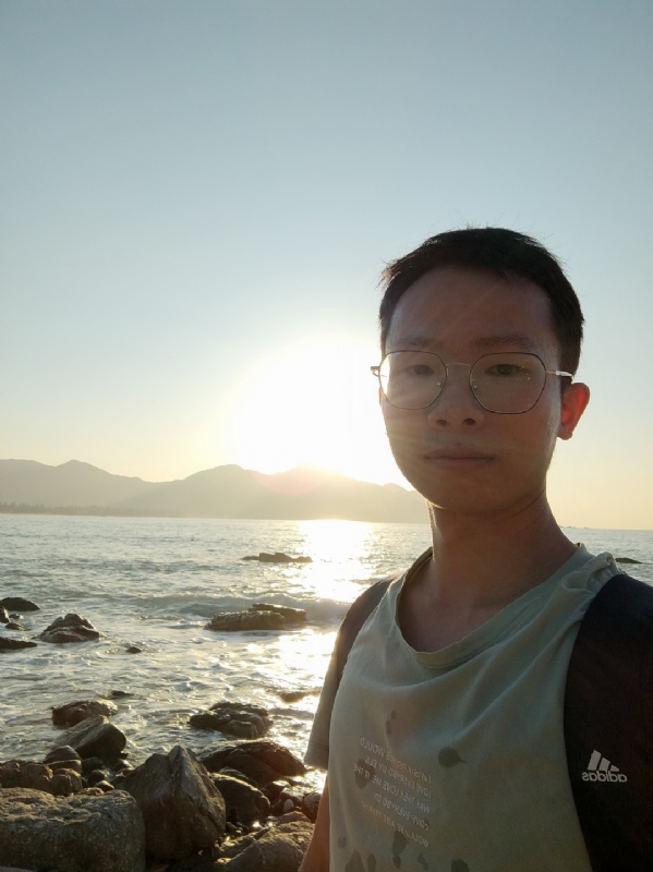 微光的第一张照片--茂名相亲服务中心